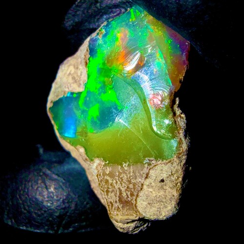 Opal rough noir - ,,