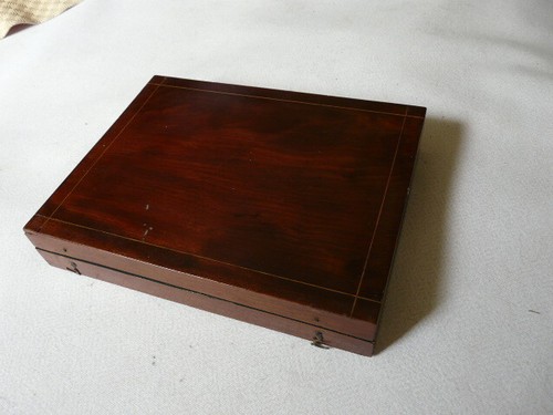 Boite jeux jetons acajou - jeux,