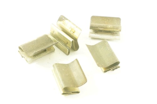 Bmw e30 clips fixation - bmw,