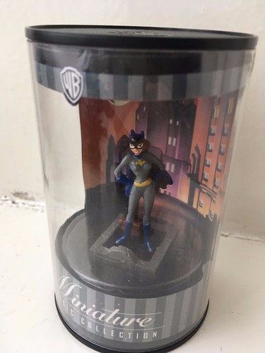 Warner bros miniature - warner,