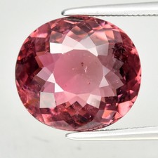 Tourmaline rose en ovale léger facetté de 4,96Cts