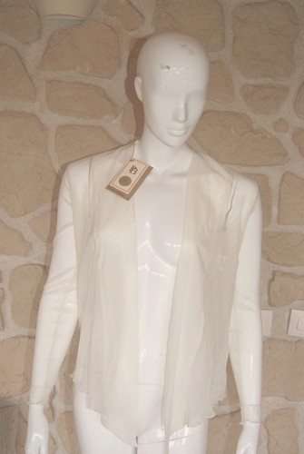 Gilet blanc cassé neuf taille