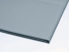 Perforé en cuir synthétique