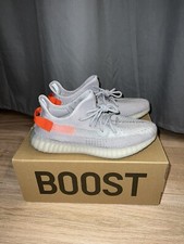 Yeezy Boost 350 V2 Tail Light