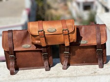 Sacoche moto cuir - en,