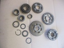 Pignons d'arbre secondaire de