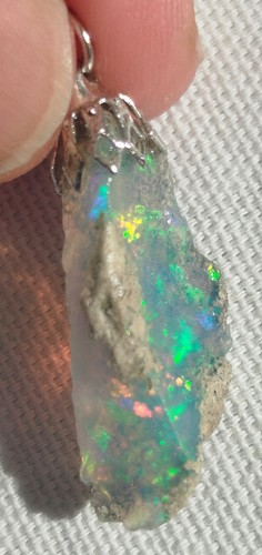 73g pendentif opale - noire, à