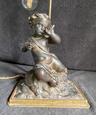 Putto Chasseur Pied de Lampe Fonte fer dorée XIXe