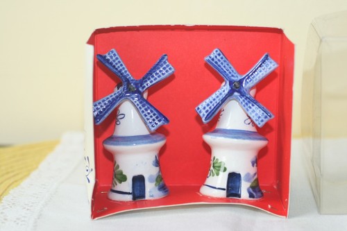 Vintage pair ceramic - vintage, of