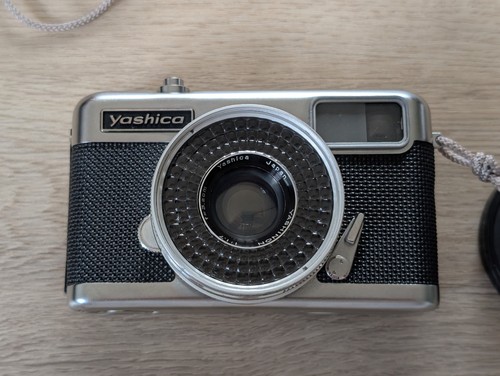 Appareil photo yashica - appareil,