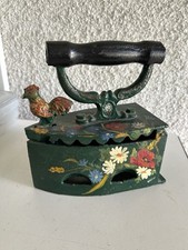 fer à repasser ancien Au Coq Décoré Motif Floral 