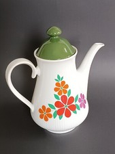 **THEIERE EN PORCELAINE