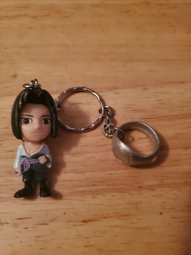 Uchiha sasuke keychain vinyl - uchiha,