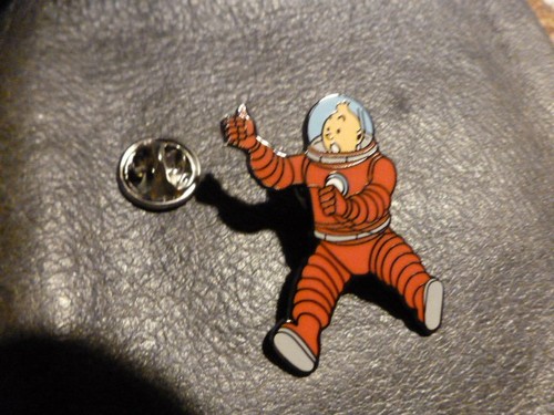 Pin tintin milou - milou, on