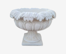 vase medicis en pierre