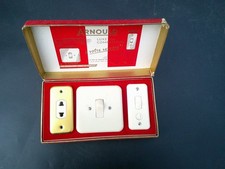 COFFRET POUR REPRESENTANT INTERRUPTEURS PRISE ELECTRIQUE ARNOULD EUROPA