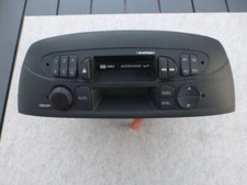 AUTORADIO A CASSETTES  DE  "