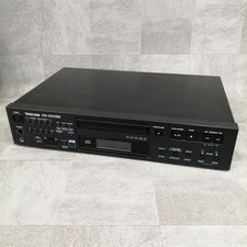 Lecteur CD/SD/USB Pro TASCAM