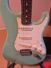 Guitare électrique fender - guitare,