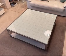 Belle table basse moderne inox et verre carrée 1x1m très bon état