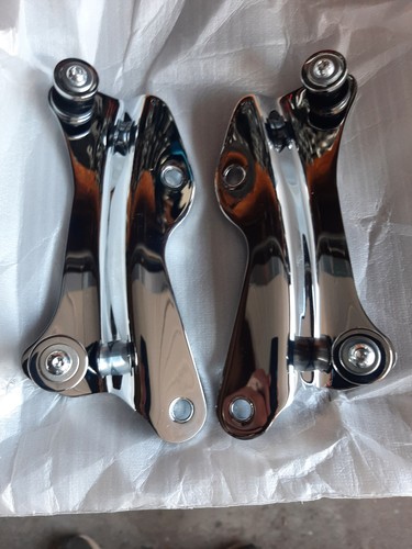 Platines fixation sissy bar - platines,