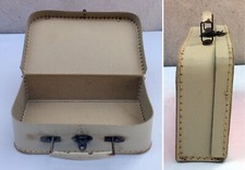 VALISETTE EN CARTON - COUTURE