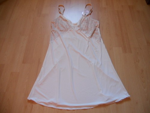 Combinette avec soutien gorge - combinette,