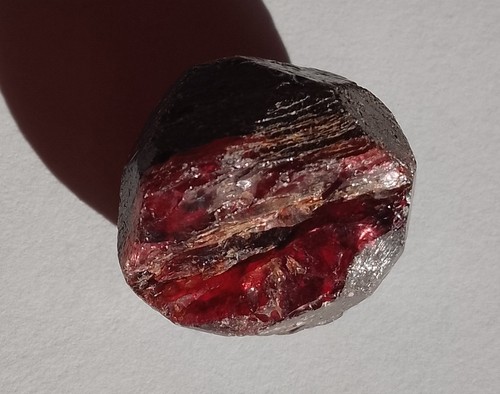 9.69gr 19x18x14mm grenat