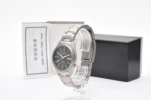 Presque comme neuve montre - comme, neuve]
