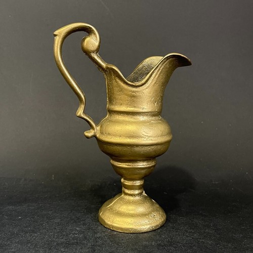 Petite aiguière bronze - aiguière, en