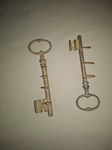Lot porte clés muraux - 2,