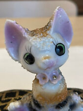 Chat porcelaine anthropomorphe