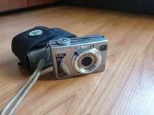 Appareil photo numérique *