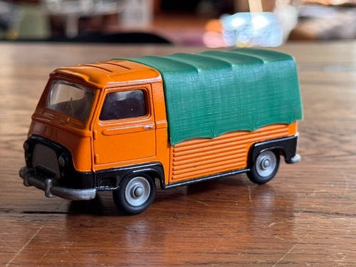 Dinky toys 563 renault - dinky,