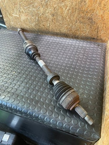 8200278603 transmission avant