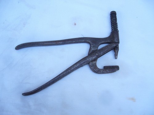 Metier cuir pince a - pince,
