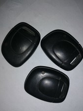 3 coques boitiers de télécommande pour Renault clio sans cles, une usagee