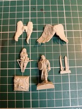 Figurine Résine Fenryll - Homme Et Femme Oiseau