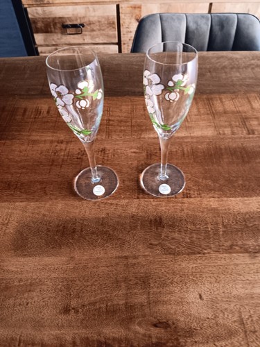 Flutes champagne perrier - flutes,