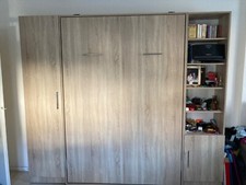 lit escamotable chene clair avec rangement de chaque cote