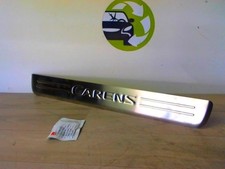 Baguette de porte avant gauche