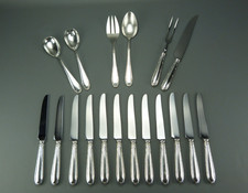 12 couteaux + set de service