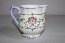 Crémier en faïence de Gien, décor Marie Louise, hauteur 9.5 cm