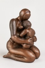 Sculpture maternité signée