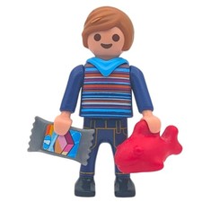 Figurine enfant bleu peluche
