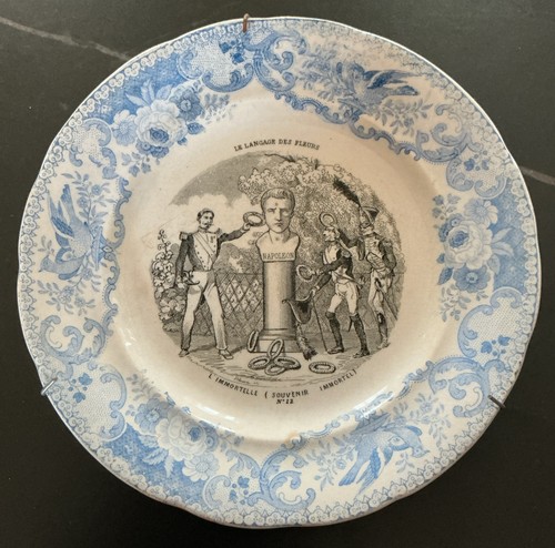Ancienne assiette sur - assiette, le