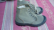 ANCIENNE PAIRE DE PATAUGAS MILITAIRE / JAMAIS PORTEES  * TAILLE 43 * 1950-1960