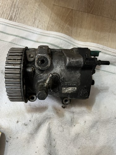 Pompe gasoil delphi renault - pompe,