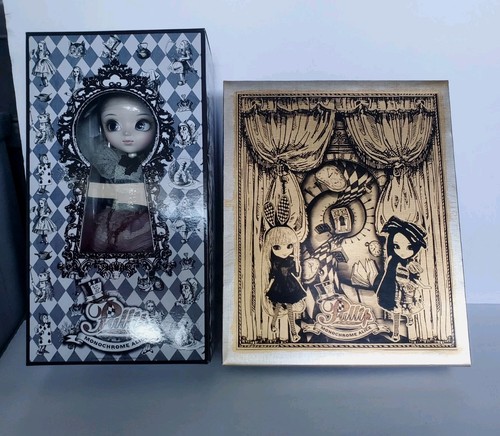 Ultra rare new pullip doll - ,