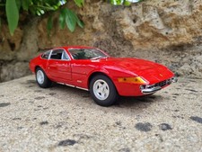 7# Ferrari 365 GTB/4 rouge